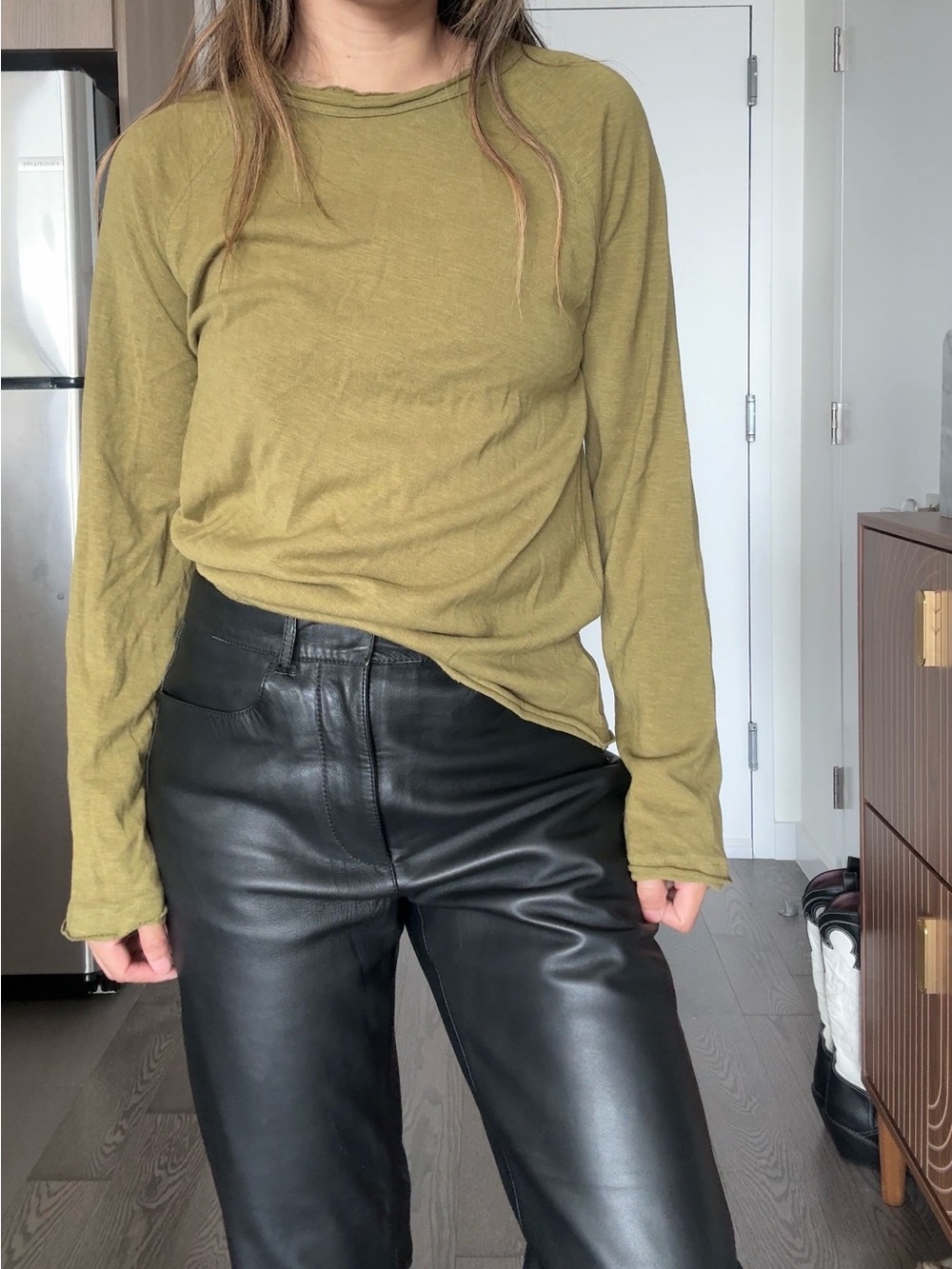 Brand new Zara Olive Green Lightweight Long Sleeve Slub Knit Top Size Small